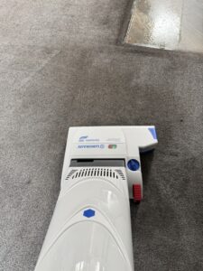 Dry Hoover before clean Kithen (Medium)